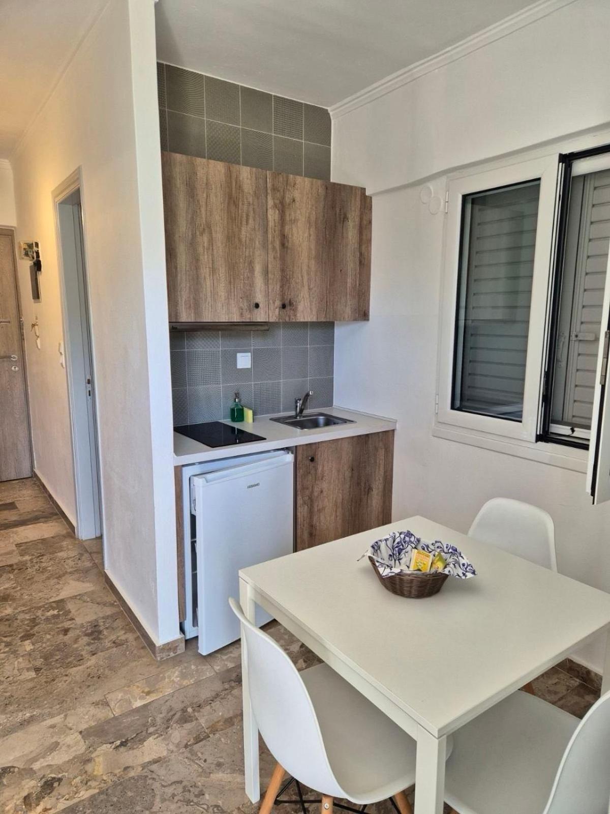 Drossinos Studios Poros Town المظهر الخارجي الصورة
