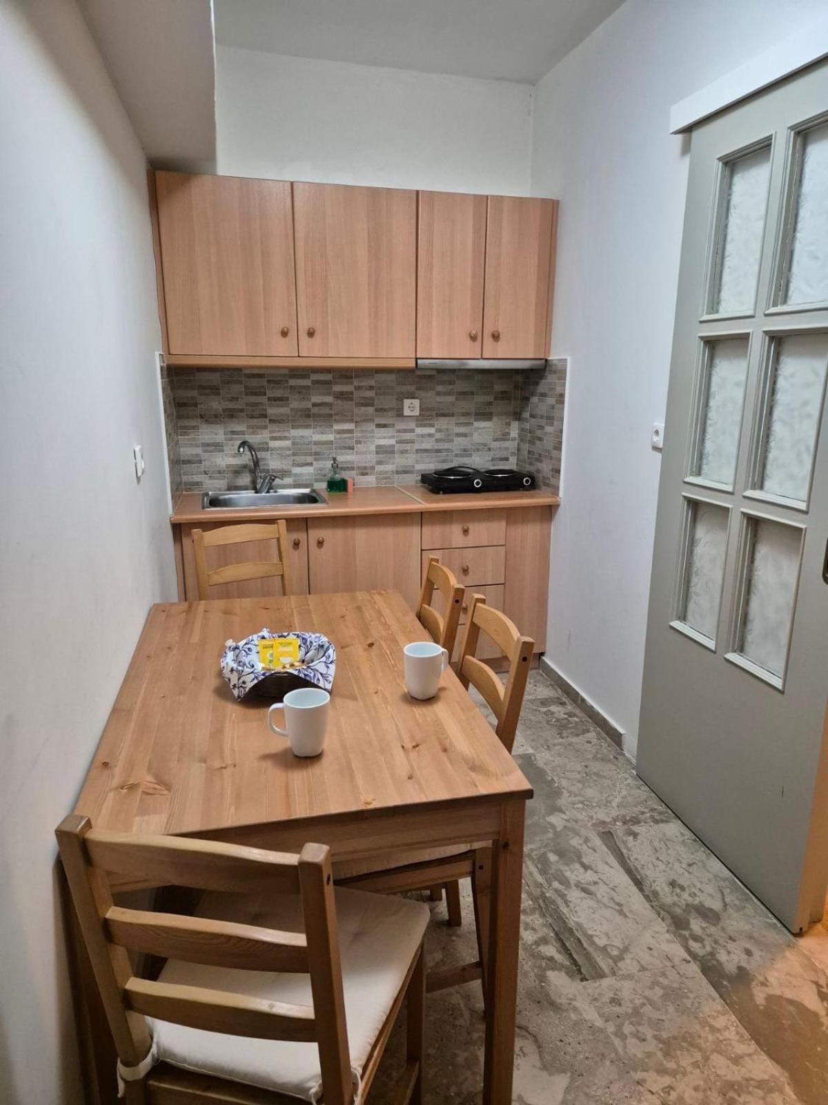 Drossinos Studios Poros Town المظهر الخارجي الصورة