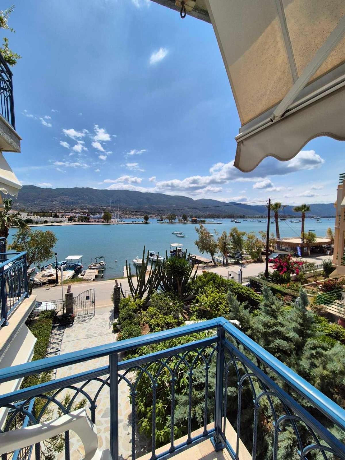 Drossinos Studios Poros Town المظهر الخارجي الصورة